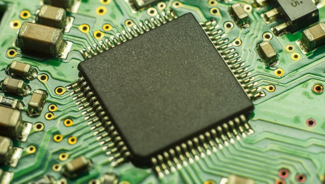 收購【Intel】現(xiàn)場可編程門陣列：Stratix IV FPGAs、SoC FPGAs、Cyclone 10 FPGAs、Arria FPGAs